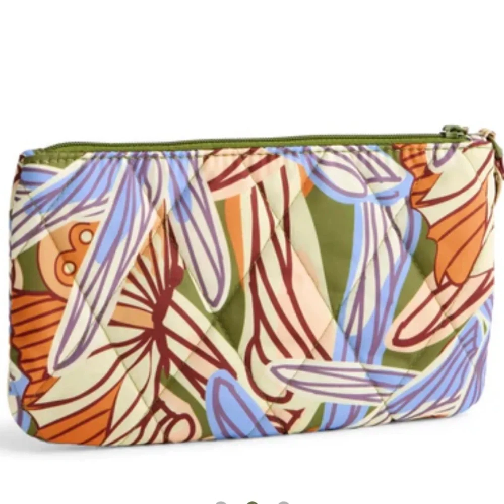 NWT Vera Bradley Essential Wristlet. Dragonfly By print.  Ultralight.